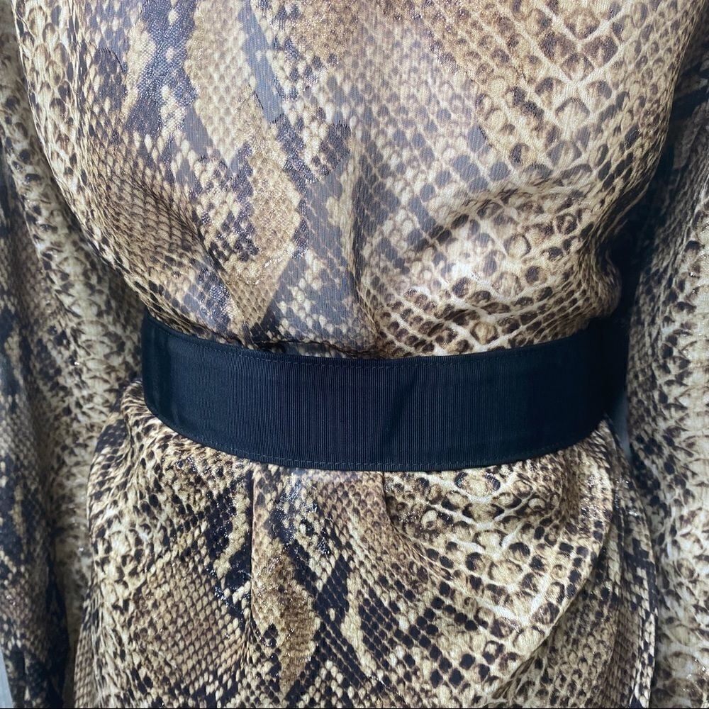Ralph Lauren Pre-Fall 2021 Collection Natalie Snakeskin Shine On Crepe Blouse - Picture 4 of 16